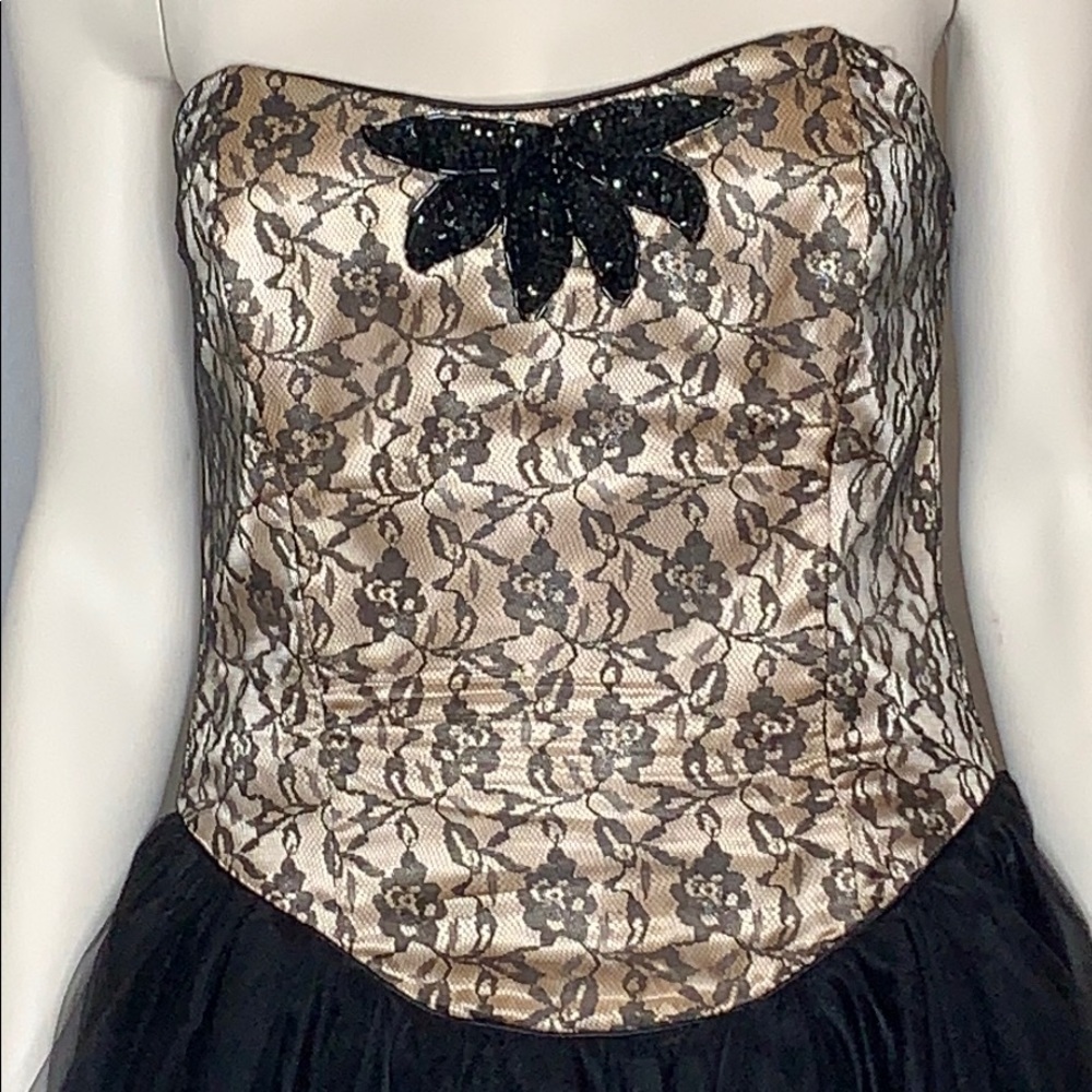Vintage Gunne Sax strapless lace and tulle dress needs work - Picture 2 of 15
